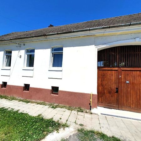 הוילה Hărman Casa Din Coltul Cetatii מראה חיצוני תמונה