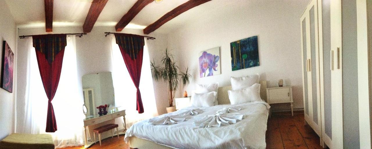 הוילה Hărman Casa Din Coltul Cetatii מראה חיצוני תמונה